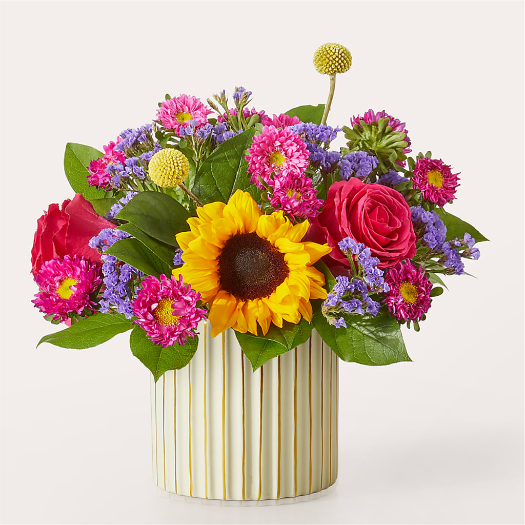 Bubbly Bouquet – Sandelas Flower Shop, Chicago IL