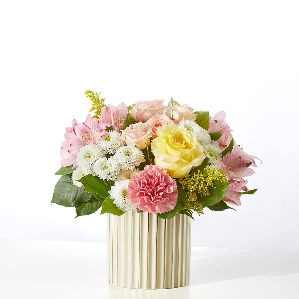 Watercolors Bouquet – Sandelas Flower Shop, Chicago IL