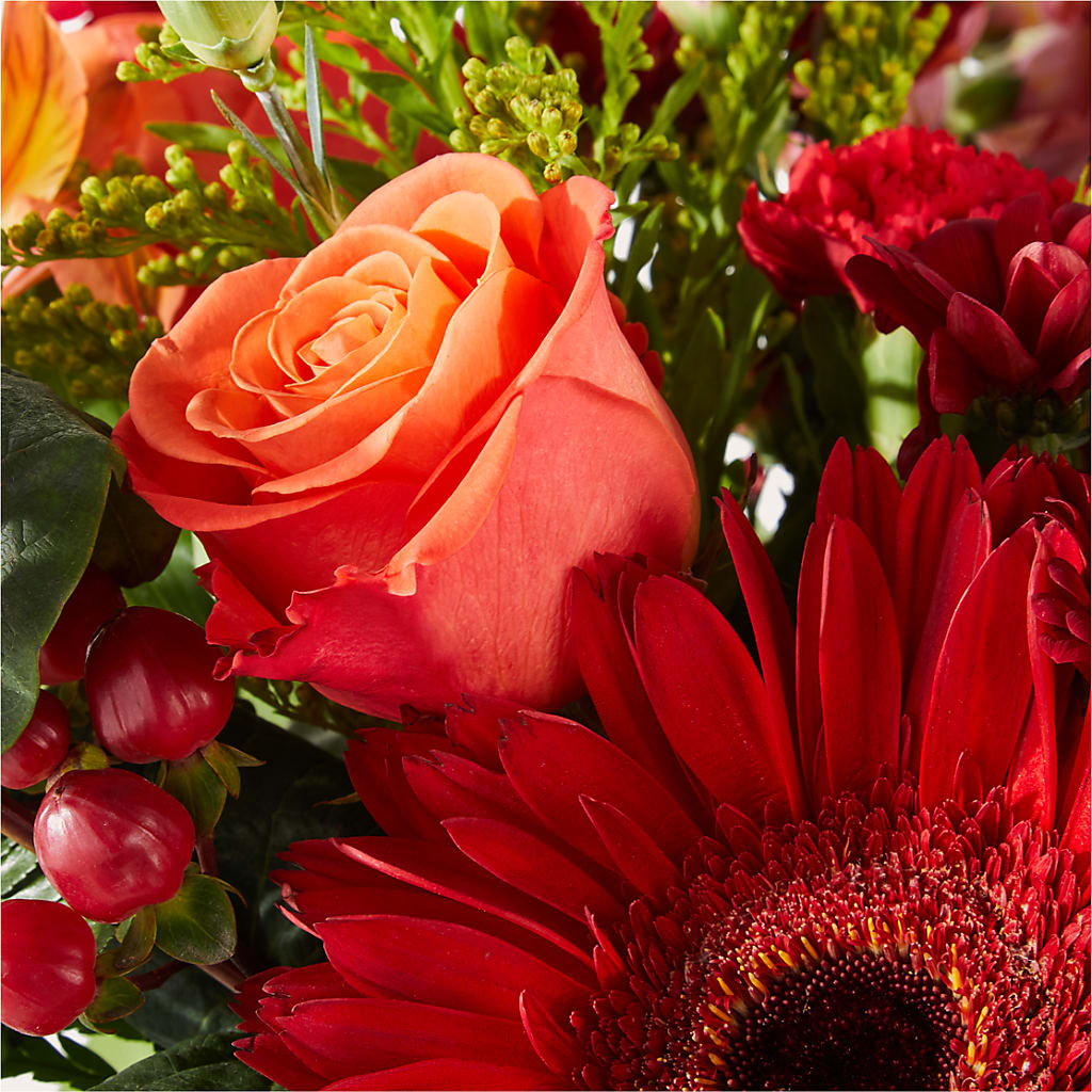 Sweater Season - A Florist Original – Sandelas Flower Shop, Chicago IL