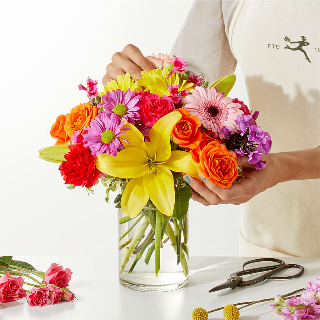 Cue the Confetti - A Florist Original – Sandelas Flower Shop, Chicago IL