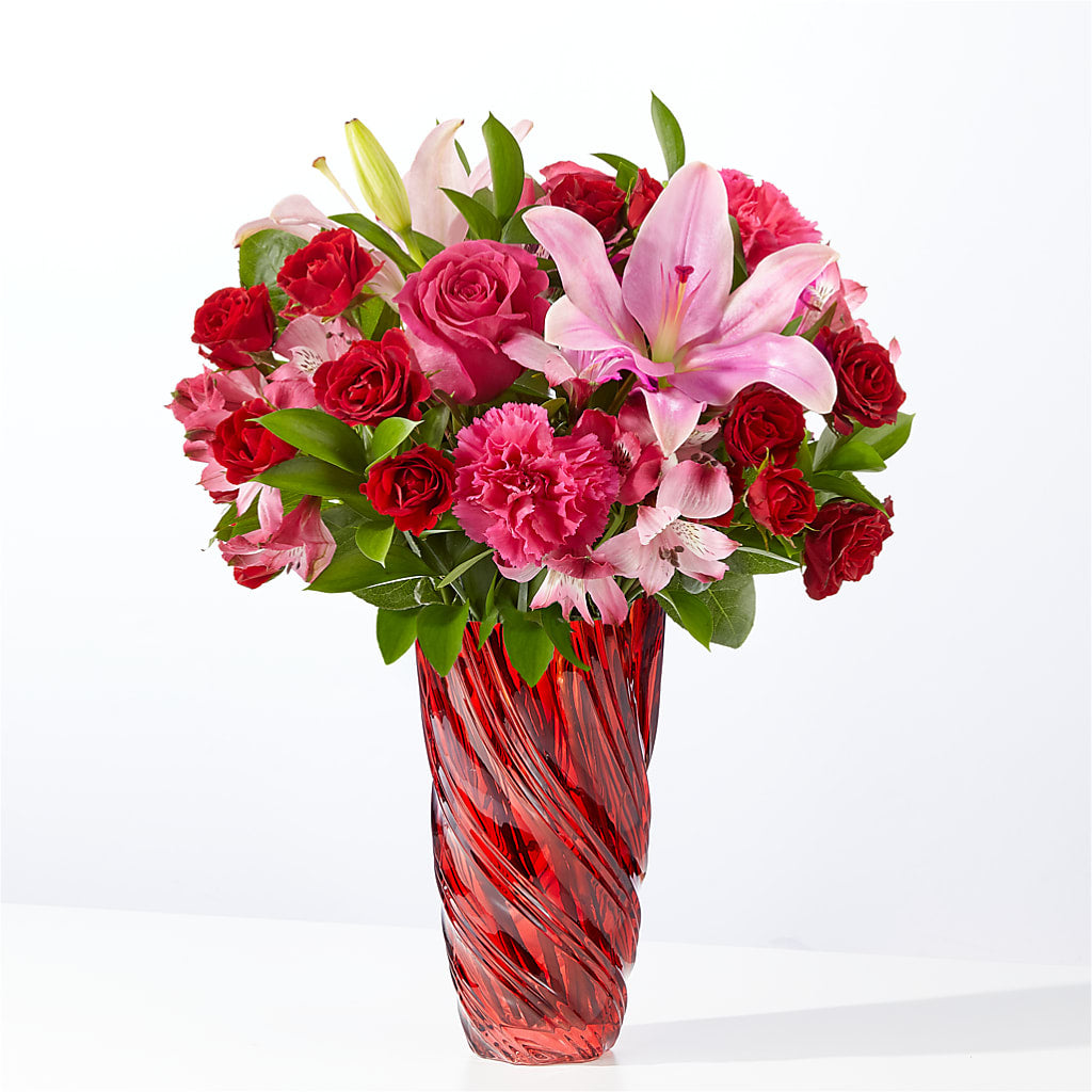 In Love Bouquet with Luxe Swirl Vase – Sandelas Flower Shop, Chicago IL