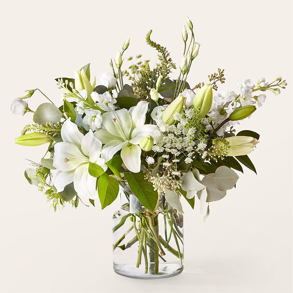 Alluring Elegance Bouquet – Sandelas Flower Shop, Chicago IL
