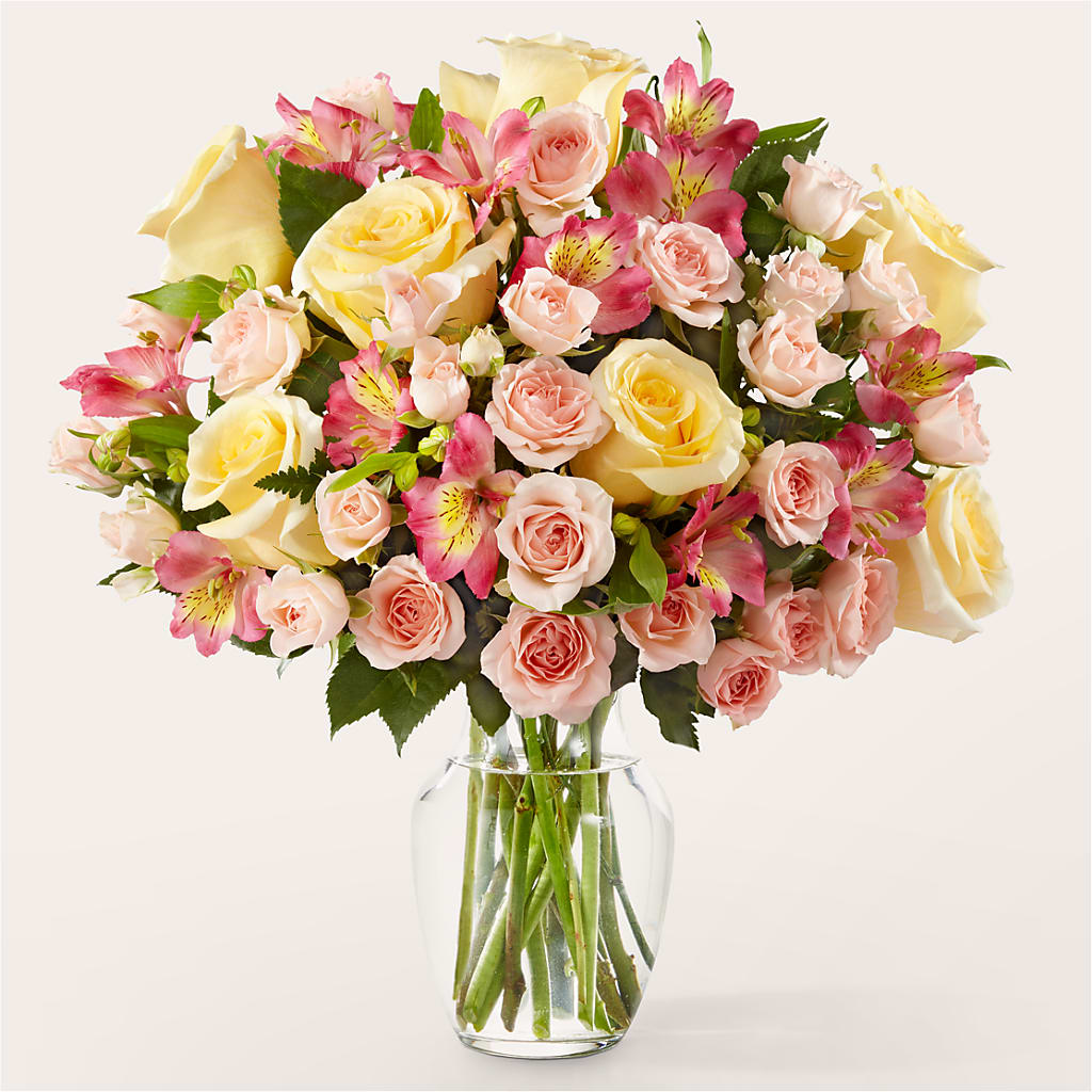 Just Lovely Bouquet – Sandelas Flower Shop, Chicago IL