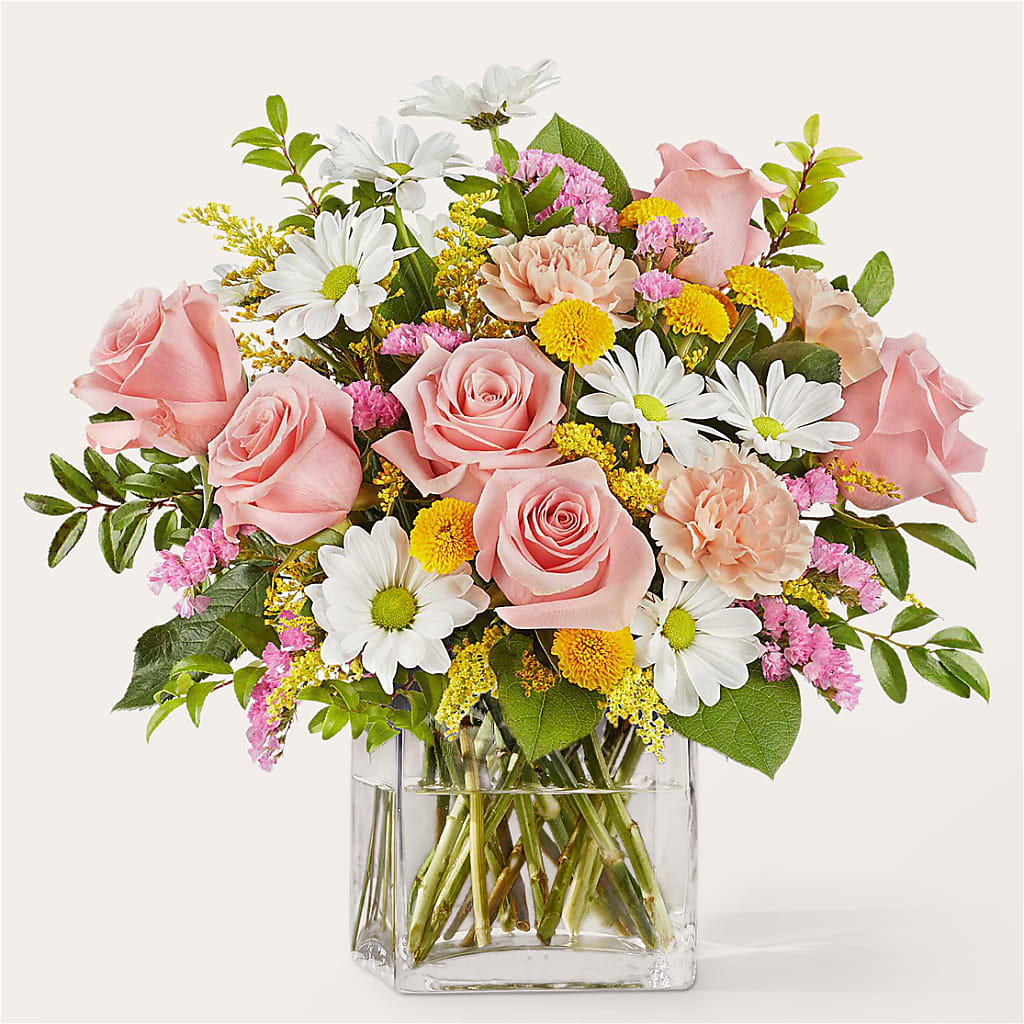 Country Cottage Bouquet – Sandelas Flower Shop, Chicago IL