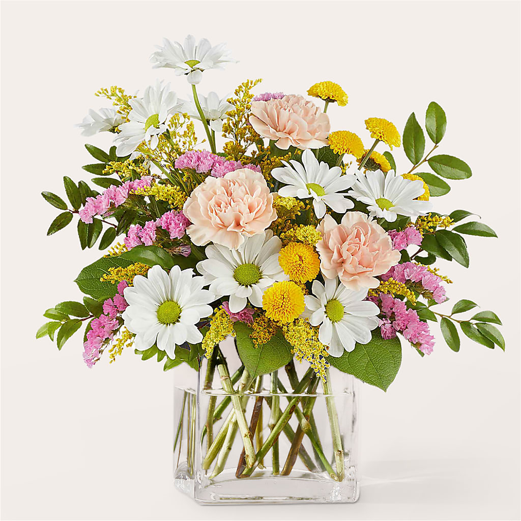 Country Cottage Bouquet – Sandelas Flower Shop, Chicago IL