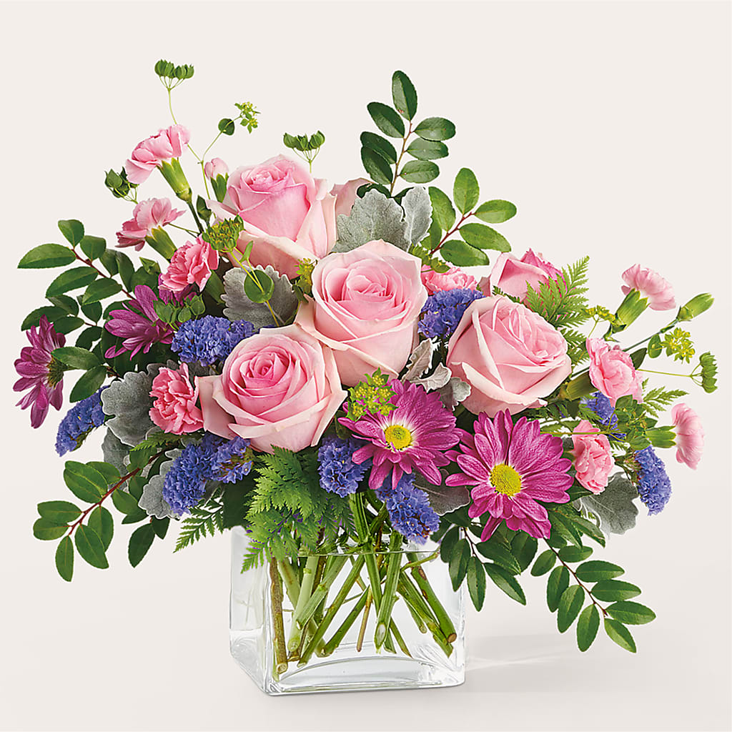 Starlet Bouquet – Sandelas Flower Shop, Chicago IL