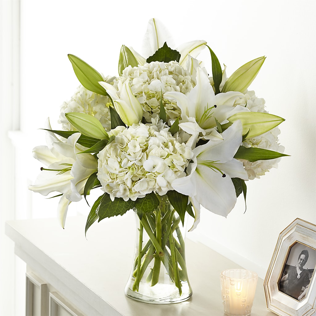 Compassionate Lily Bouquet – Sandelas Flower Shop, Chicago IL