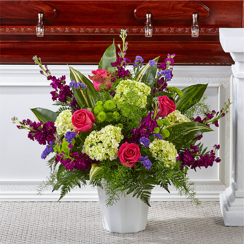 Beautiful Horizons Floor Basket – Sandelas Flower Shop, Chicago IL