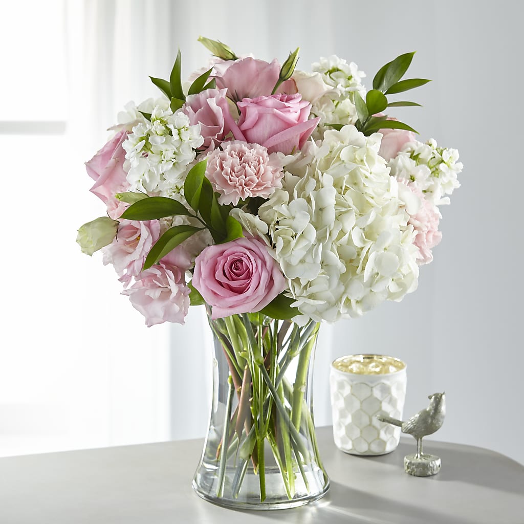 Guiding Grace Bouquet – Sandelas Flower Shop, Chicago IL