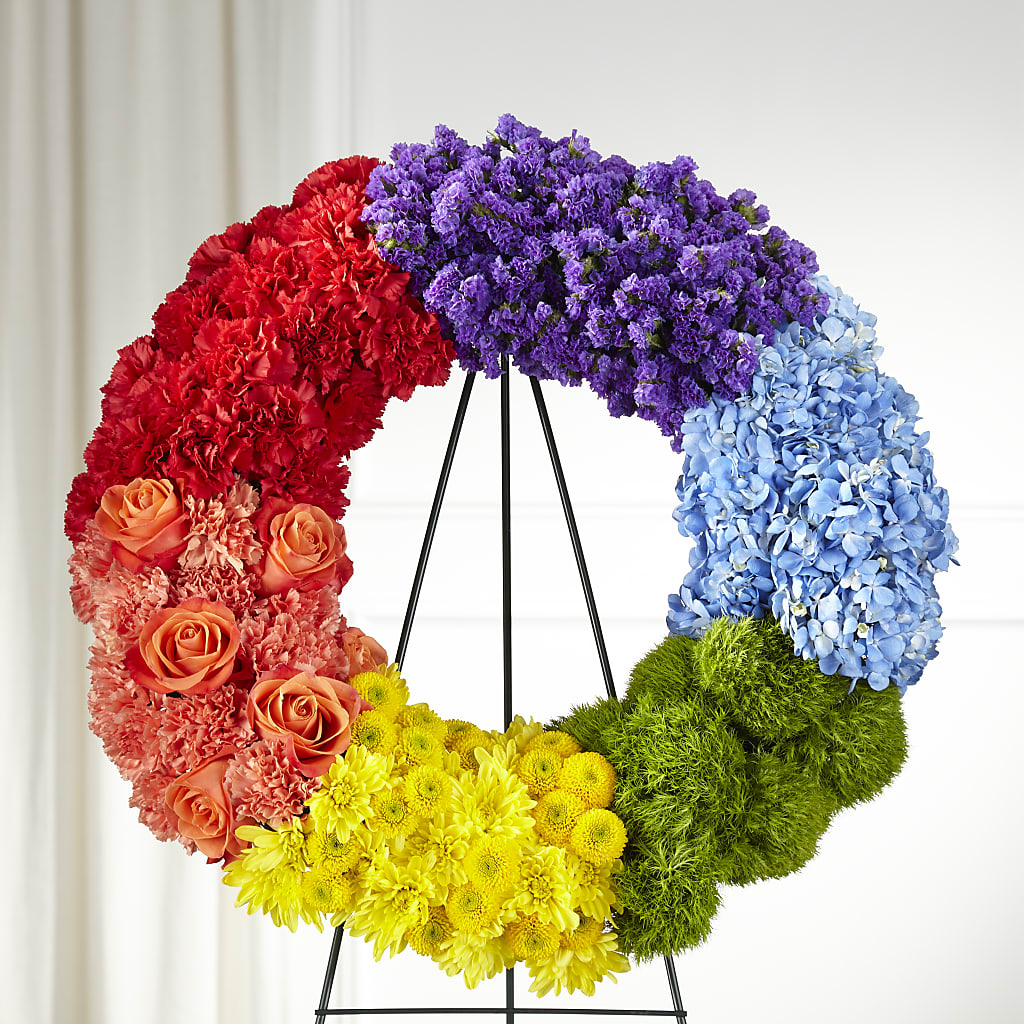 Circle of Love Wreath – Sandelas Flower Shop, Chicago IL