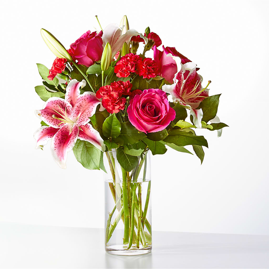 Love at First Sight Bouquet – Sandelas Flower Shop, Chicago IL
