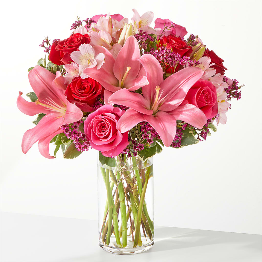 Lucky in Love Bouquet – Sandelas Flower Shop, Chicago IL