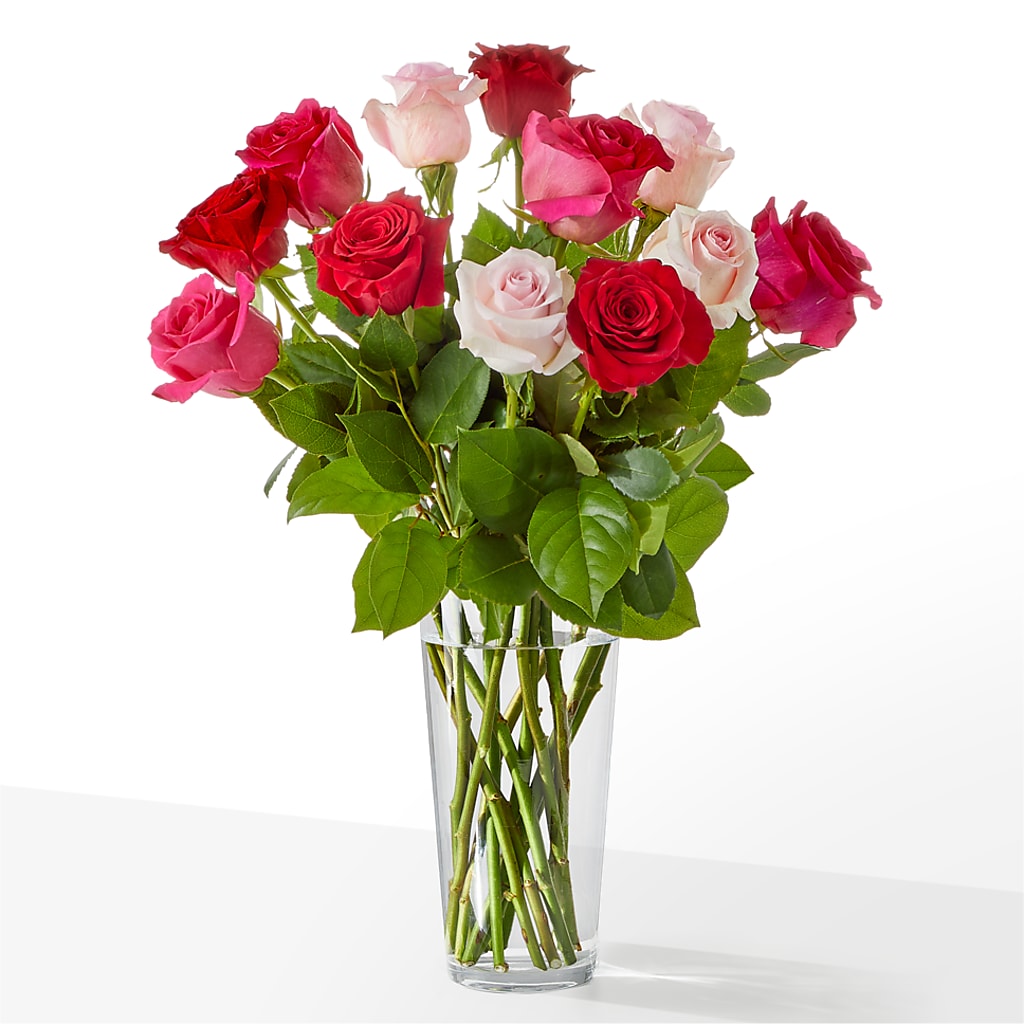 Charming Rose Bouquet – Sandelas Flower Shop, Chicago IL