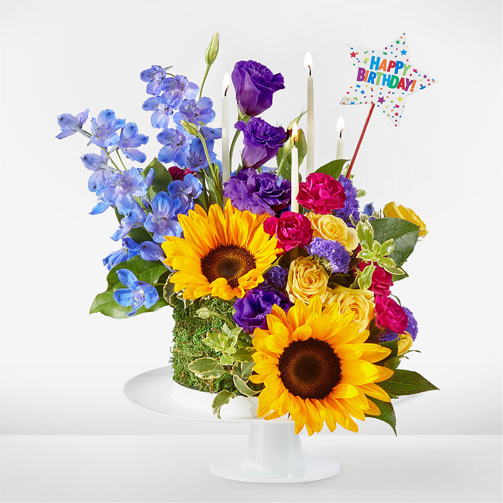 Star of the Day Floral Cake – Sandelas Flower Shop, Chicago IL