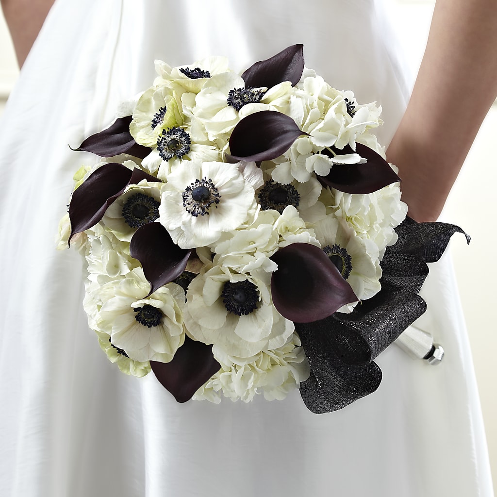 To Have and To Hold Bouquet – Sandelas Flower Shop, Chicago IL