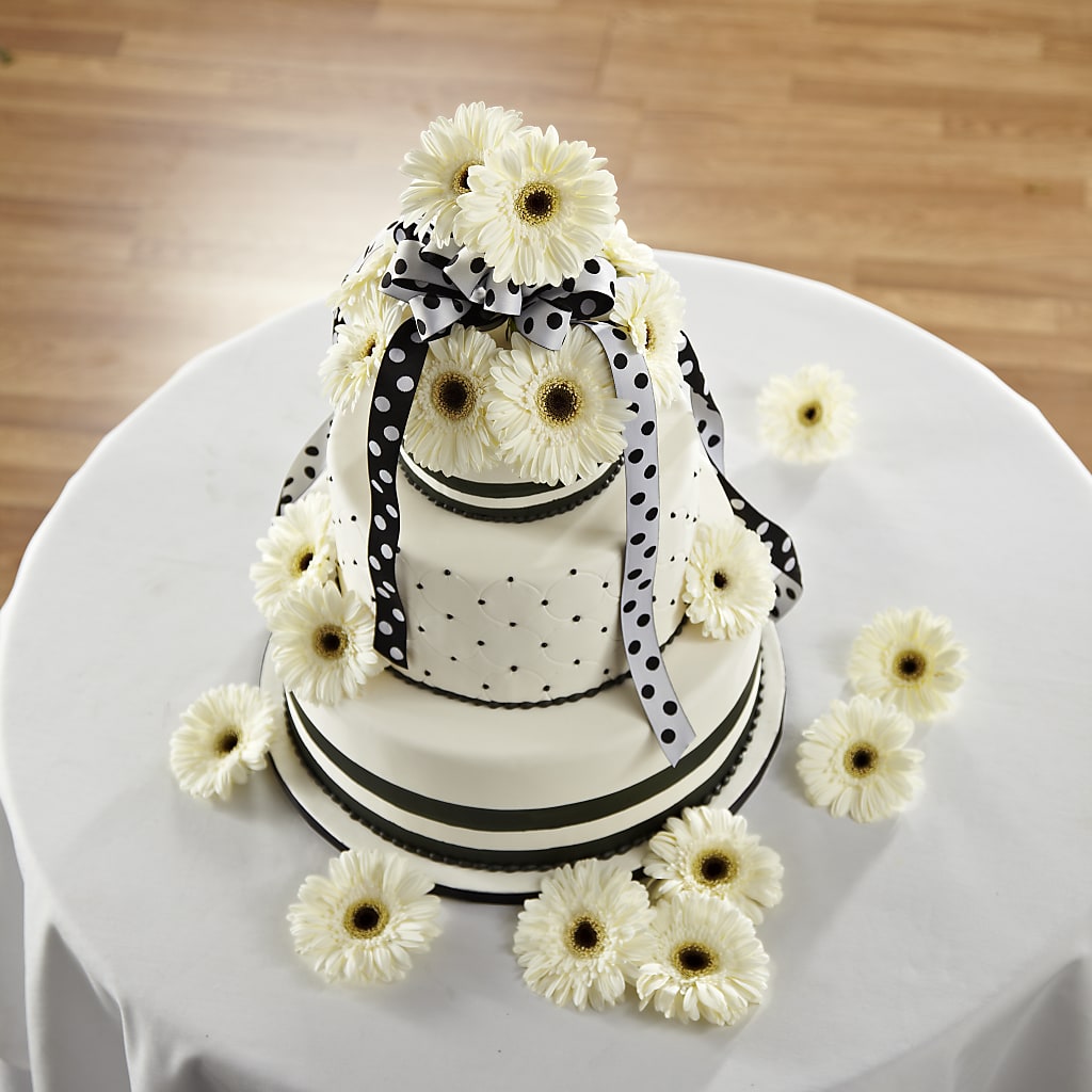 Simple Sophistication Cake Décor – Sandelas Flower Shop, Chicago IL