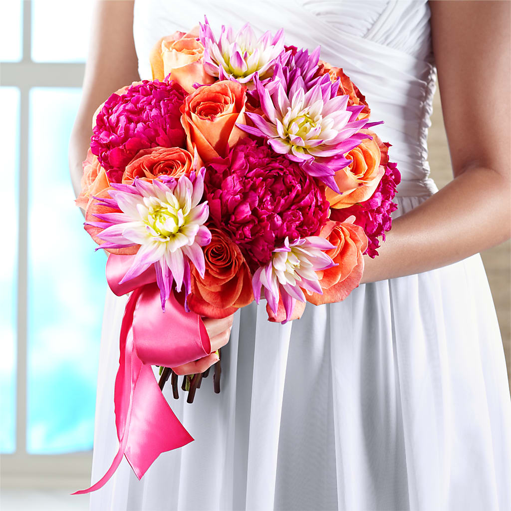 New Love Bouquet – Sandelas Flower Shop, Chicago IL