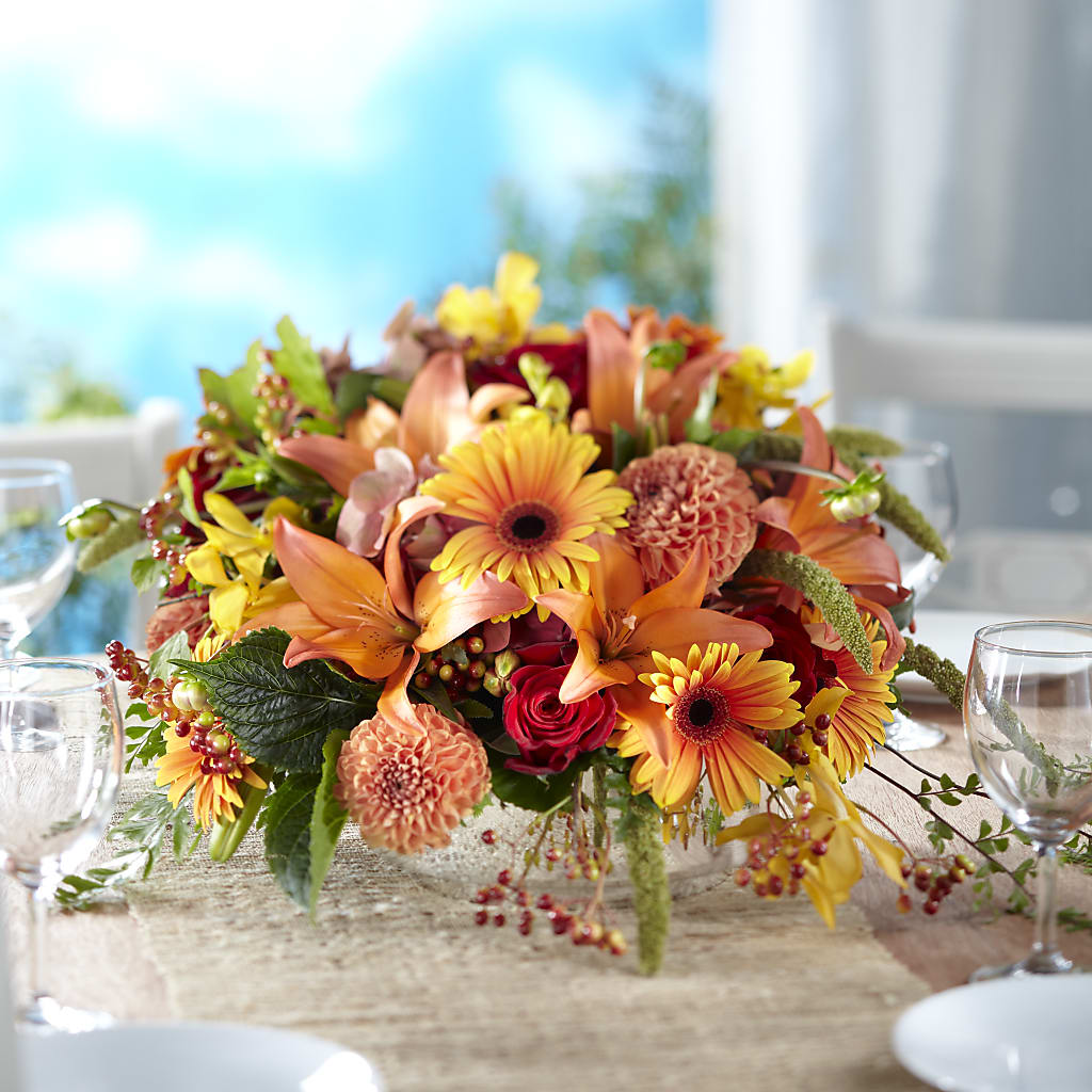 One and Only Centerpiece – Sandelas Flower Shop, Chicago IL