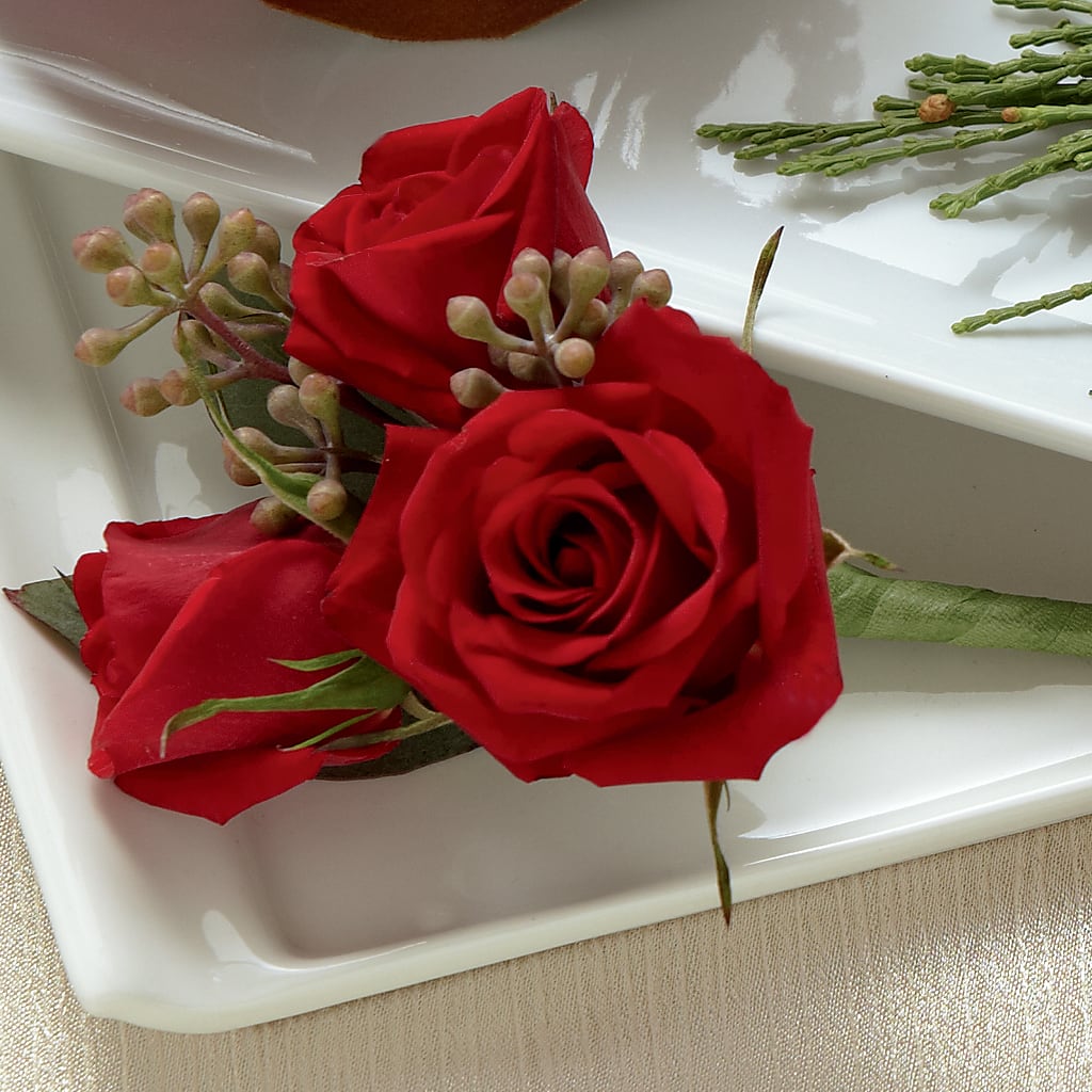 Red Spray Rose Boutonniere – Sandelas Flower Shop, Chicago IL