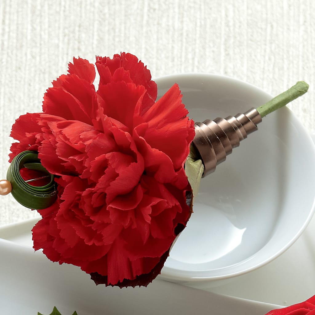 Red Carnation Boutonniere – Sandelas Flower Shop, Chicago IL