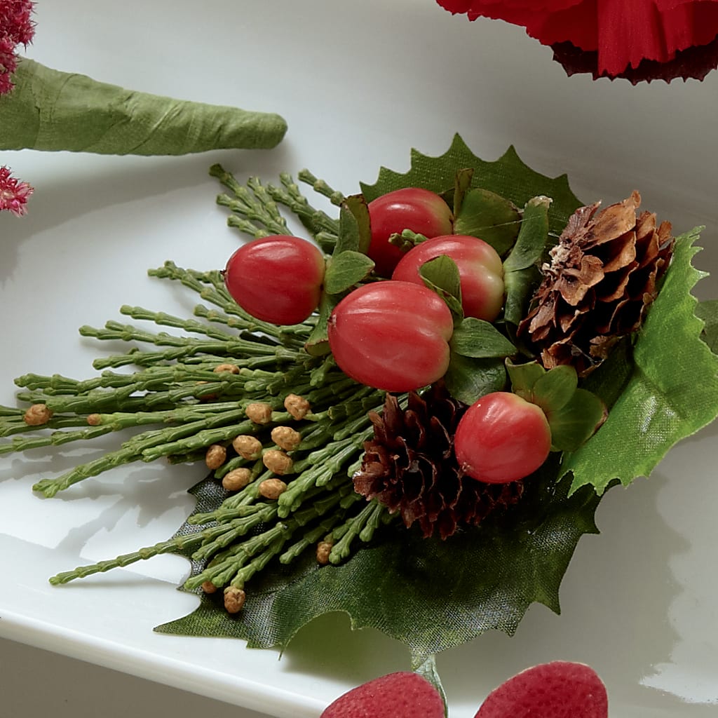 Red Berry Boutonniere – Sandelas Flower Shop, Chicago IL