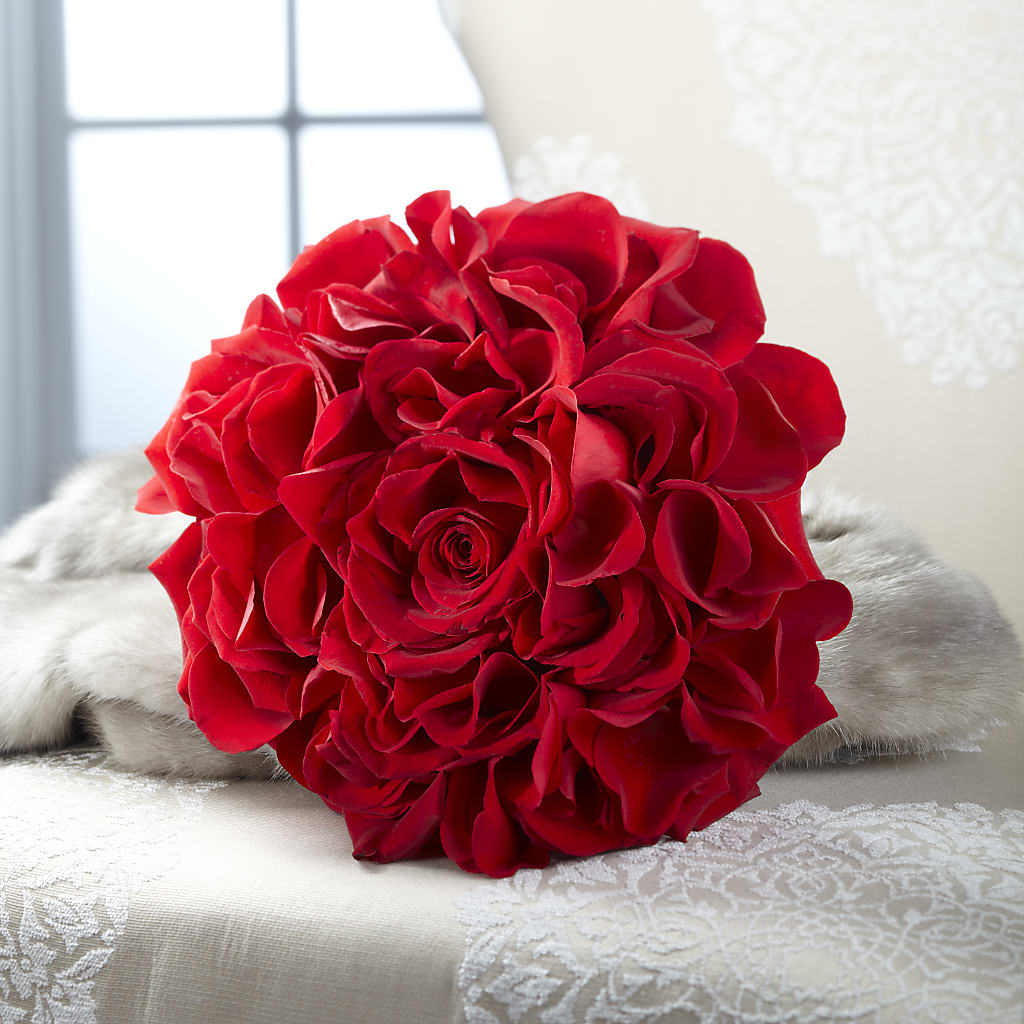Composite Rose Bouquet – Sandelas Flower Shop, Chicago IL
