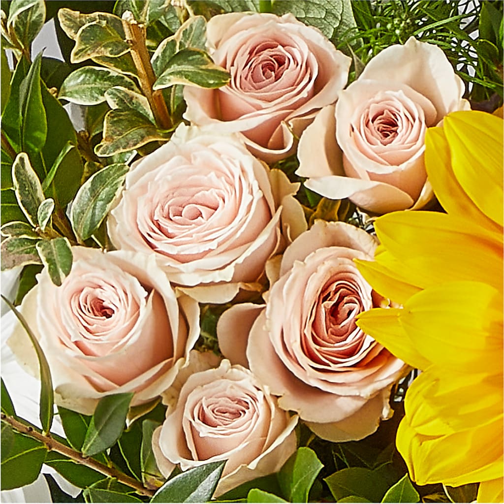 The Good Life Bouquet –  Sandelas Flower Shop, Chicago IL