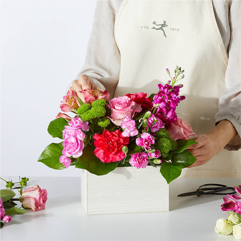 Sweetberry Box – A Florist Original –  Sandelas Flower Shop, Chicago IL
