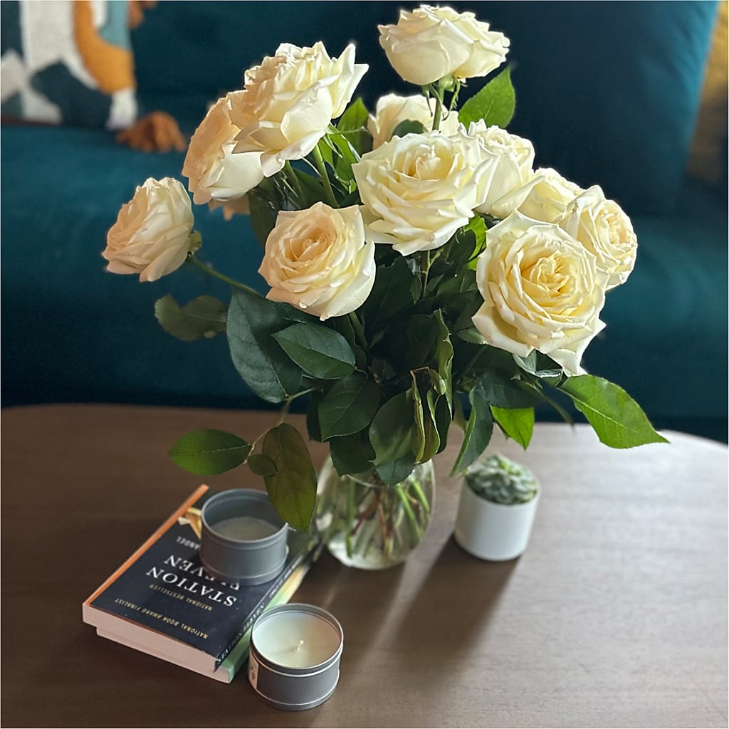 Long Stem Yellow Rose Bouquet –  Sandelas Flower Shop, Chicago IL