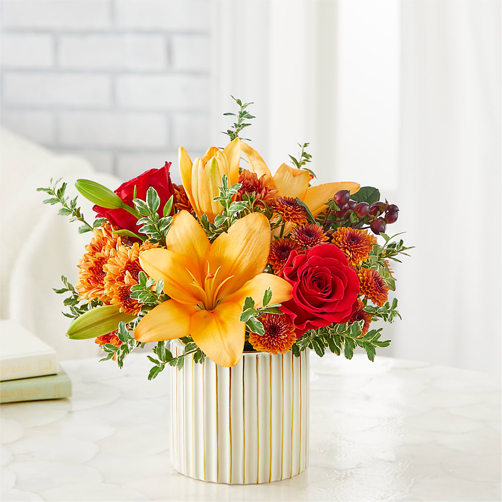 Scarlet Skies Bouquet –  Sandelas Flower Shop, Chicago IL