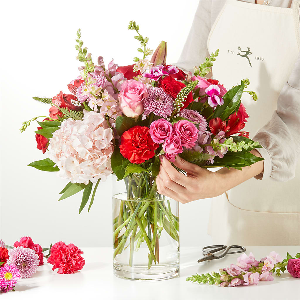 Swooning Over You - A Luxury Florist Original –  Sandelas Flower Shop, Chicago IL