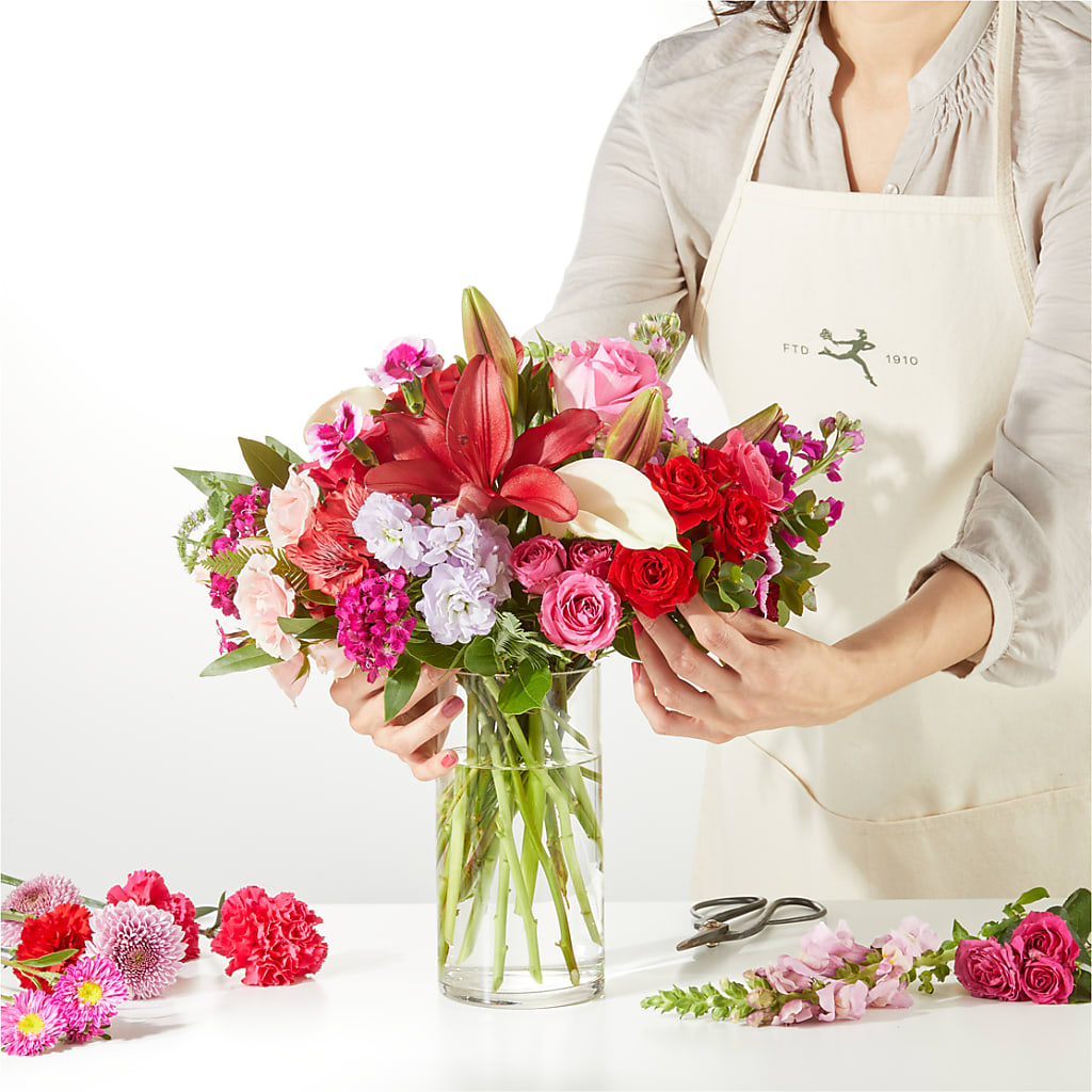 Swooning Over You - A Luxury Florist Original –  Sandelas Flower Shop, Chicago IL