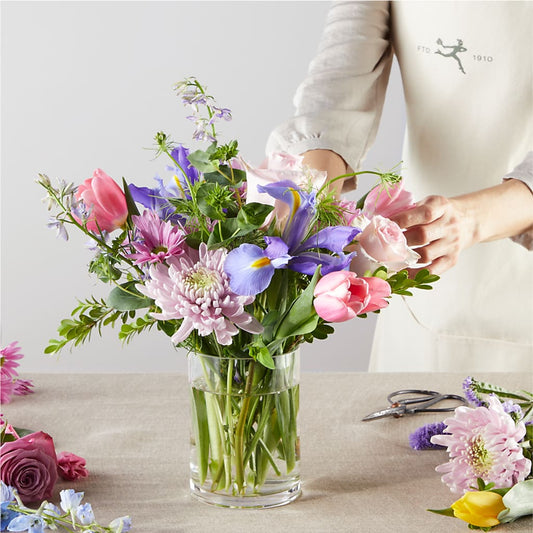 Pastel Tradition - A Florist Original –  Sandelas Flower Shop, Chicago IL