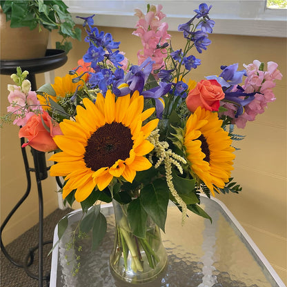 Rays of Life Bouquet –  Sandelas Flower Shop, Chicago IL