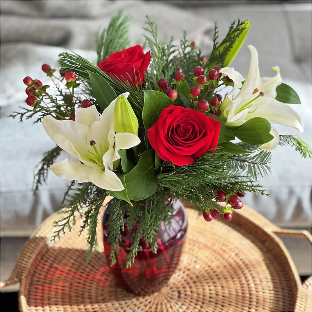 Evergreen Delight Bouquet –  Sandelas Flower Shop, Chicago IL