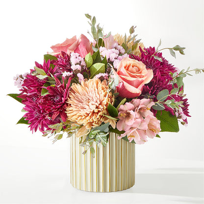 Berry Cobbler Bouquet with Ivory Vase –  Sandelas Flower Shop, Chicago IL