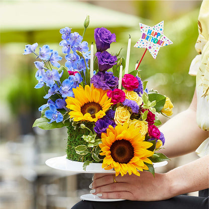 Star of the Day Floral Cake –  Sandelas Flower Shop, Chicago IL