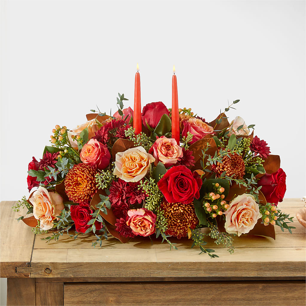 Gather Near Centerpiece –  Sandelas Flower Shop, Chicago IL