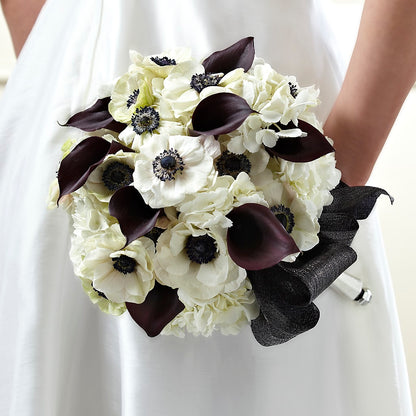 To Have and To Hold Bouquet –  Sandelas Flower Shop, Chicago IL